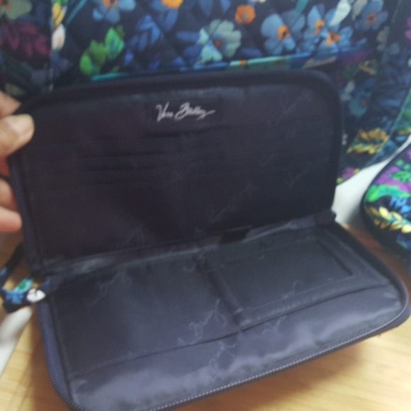 Vera Bradley purse, cosmetic bag, and wallet - Picture 6 of 6